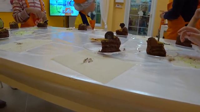 Детский город профессий КидБург Новосибирск смотреть онлайн