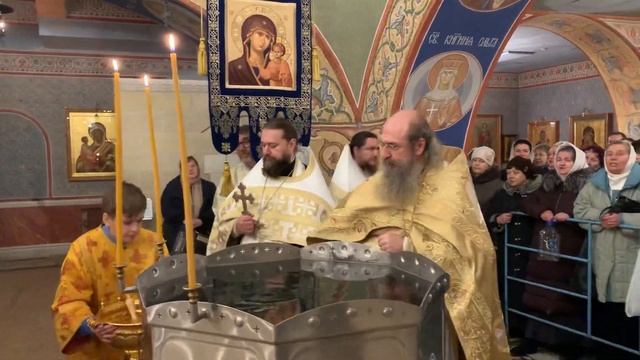 Крещение Господне. Чин великого освящения воды в Покровском храме смотреть онлайн