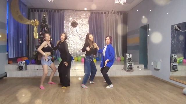 Crazy Girls Cover Mamamoo?