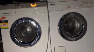 Spin Race 11 - Miele W487 vs Miele W828 - Spin only 1800rpm & 1100rpm