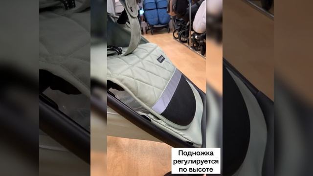 Детская прогулочная Коляска LuxMom 730 смотреть онлайн