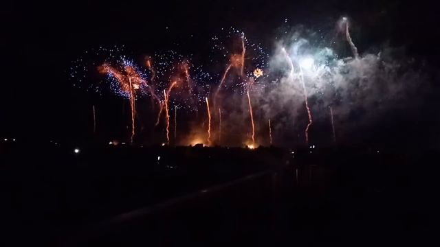 Фестиваль фейерверков 2019 в Ессентуках, третий день, команда из Испании, закрытие фестиваля. смотреть онлайн
