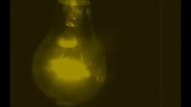 Betty X - Chainsaw смотреть онлайн