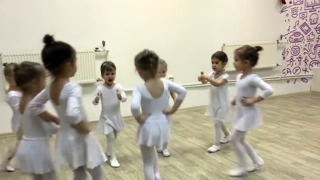 КОСМО ДЕНС смотреть онлайн