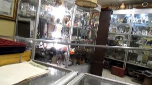 Блошиный рынок и ценности магазина АНТИКВАРЪ