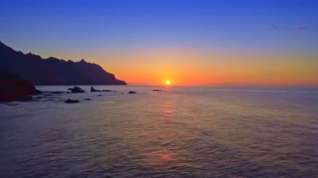 КРАСИВАЯ РАССЛАБЛЯЮЩАЯ МУЗЫКА "ЛЮБОВЬ К МОРЮ". смотреть онлайн