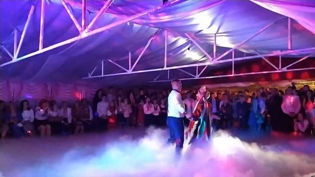Перший весільний танець, гуцульський стиль, первый танец, важкий дим, спецефекти м. Івано-Франківсь смотреть онлайн