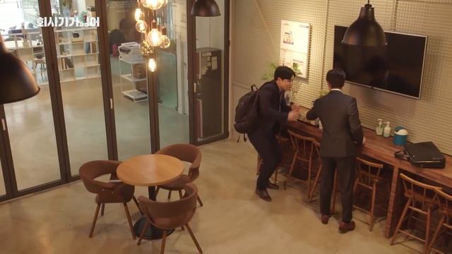 [웹드] 「회사가기싫어」 EP.11 강백호 차장, 구여친이랑 재회? 대박!!/ KDrama 'I hate going to work' Ep.11 смотреть онлайн
