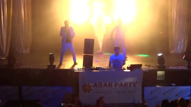 Алексей Московский, Андрей Думилин - Чу-ча-ча на Аван-party смотреть онлайн