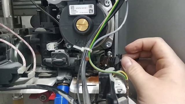 Котел аристон не греет !!!  Что делать???