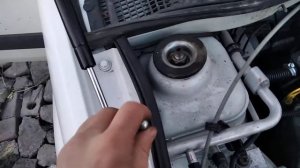 Установка Упоров Капота и Нюансы Лада Ларгус