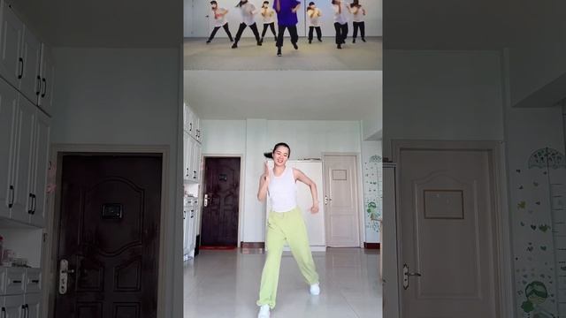 一看就会的健身操！动作简单，轻松暴汗燃脂 смотреть онлайн