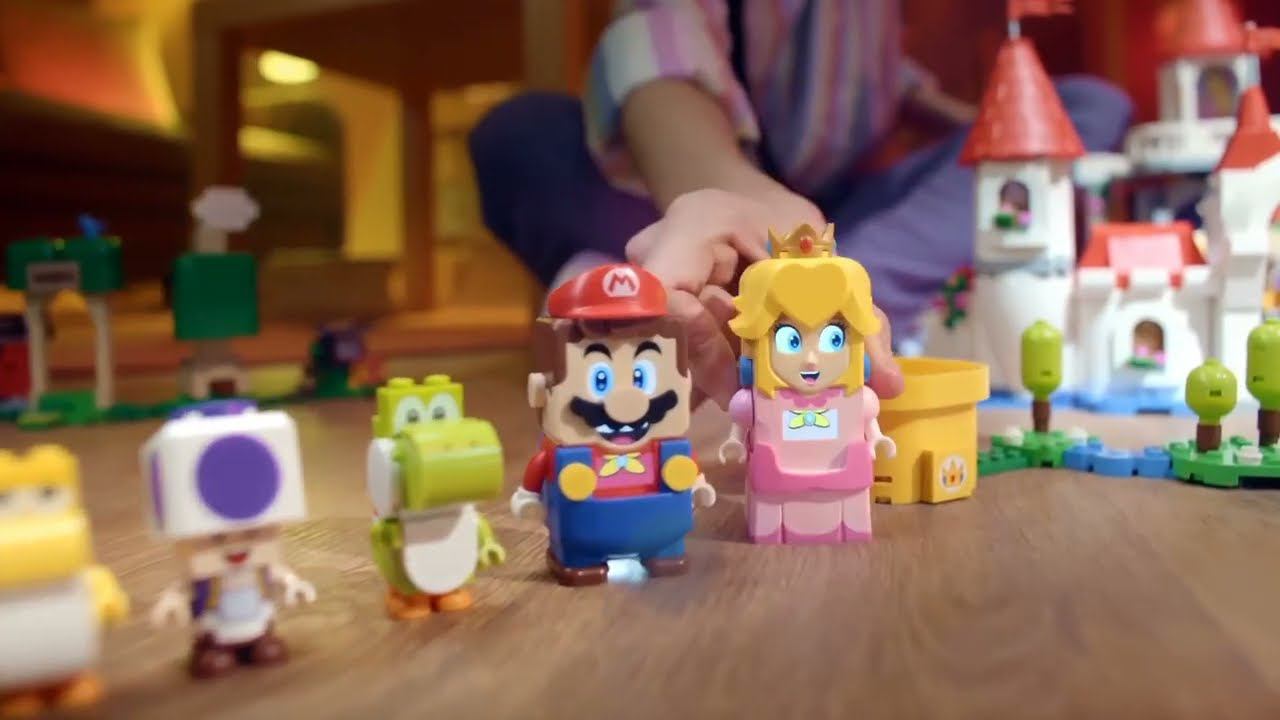 Jump into the Lego Super Mario universe with Peach, Luigi, and Mario by Lego™! смотреть онлайн