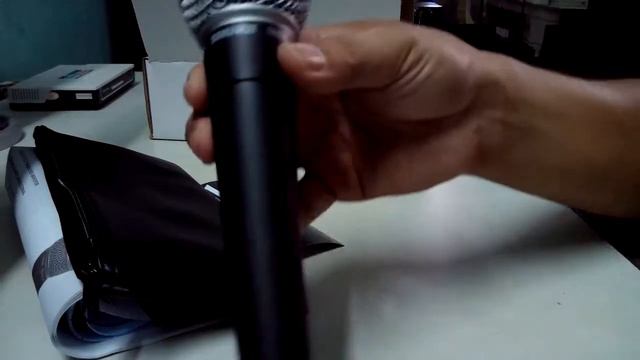 Mở hộp Shure SM58 смотреть онлайн