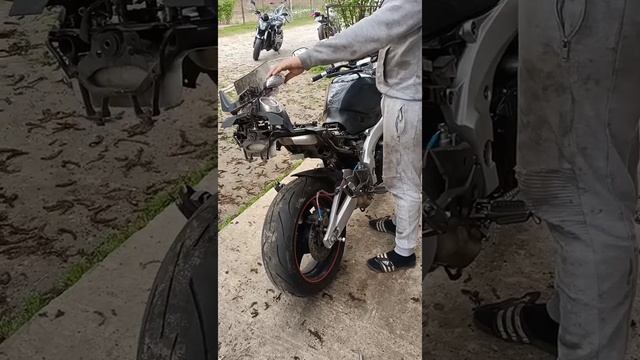 Suzuki gsr 600 no exhaust only catalyst смотреть онлайн