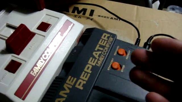 Hori Famicom Game Repeater смотреть онлайн