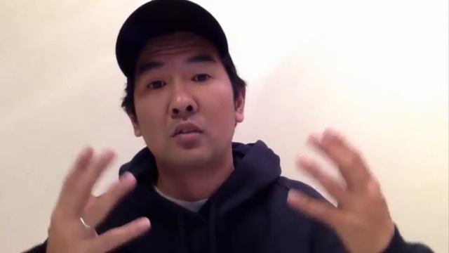 How to say "Where is the restroom?" in Japanese смотреть онлайн