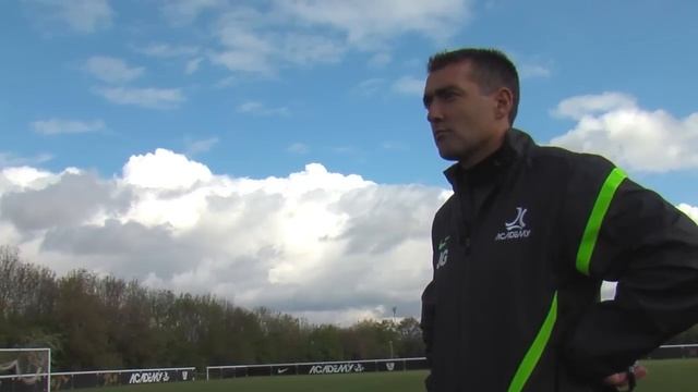 How to improve endurance and core strength | Soccer training drill | Nike Academy смотреть онлайн