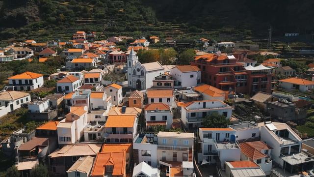 DJI MINI 3 PRO with FPV Goggles 2 (Without the Motion Controller) смотреть онлайн