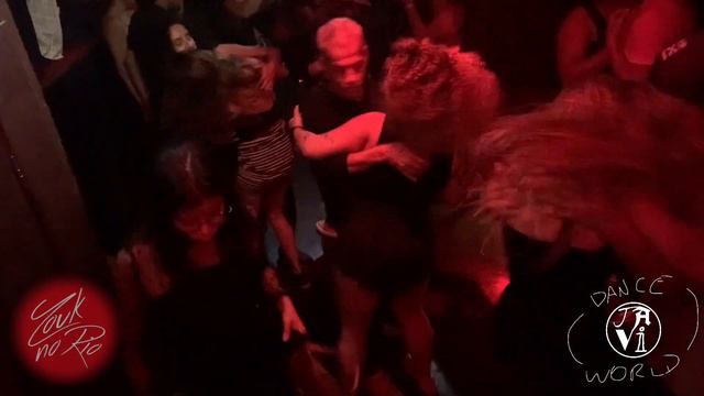 Jaime Arôxa & Leticia Castro (Zouk) Couple Social Dancing at Castle of Zouk - RJ - 13 JUL 2023 смотреть онлайн