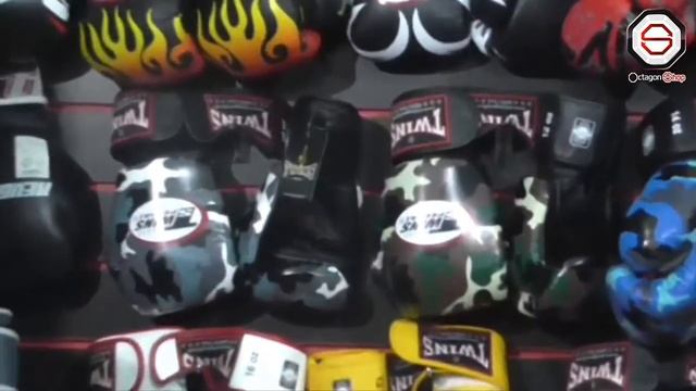 Видеообзор Боксерских перчаток Twins Special смотреть онлайн