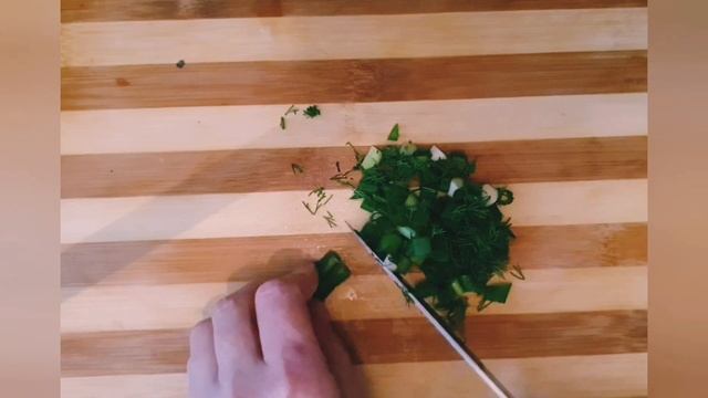 Салат с оливок и огурцов, с маслом из тыквенных семечек. (Полезный и вкусный).2020 смотреть онлайн