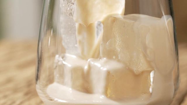 Nestlé Professional - BLUE LATTE recipe смотреть онлайн