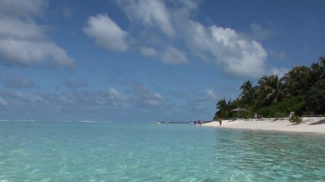 Мы на Мальдивах. Остров "Holiday", Атолл "Ари", август 2008 года. смотреть онлайн