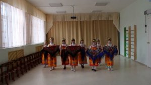 Танец с платками.