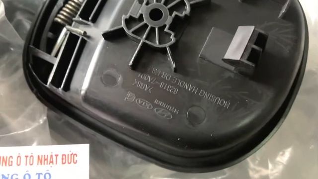 Tay Mở Cửa Trong Huyndai HD210  ,HD 240 , Hyundai HD170, HD320, HD1000 : Thật Giải :LH 0978823083