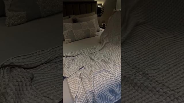 Эстетично и безумно уютно 😍 Согласны? #вафельныепокрывала #интерьер #ozon #находкиwb смотреть онлайн