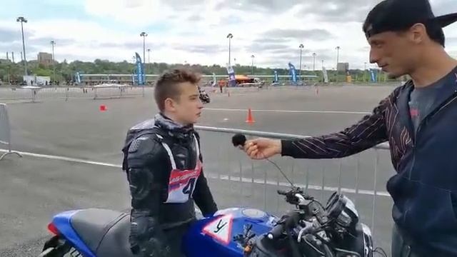 Мотоджимхана. Мой сын дает интервью для "МТмотоспорт". 30 мая 2021г. смотреть онлайн