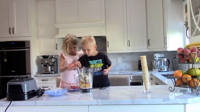 Ice Cream In Progress | Как самим сделать КЛАССНОЕ мороженое.