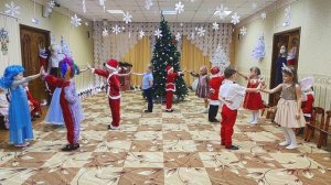 Танец Придворных подготовительная группа. МЕНУЭТ подготовительная группа детского сада.