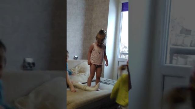 Вечеринка у детей 8 марта смотреть онлайн