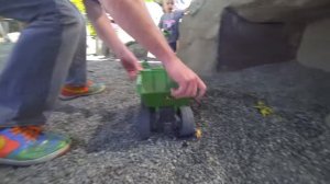 Блиппи на коне! - Блиппи на Русском - Изучай этот Мир вместе с Блиппи - Blippi