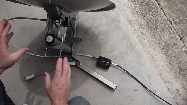 Tuning a satellite dish to D1 (freeview) with a LED sat finder meter (New Zealand) смотреть онлайн