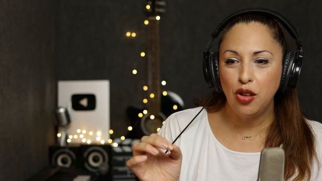 JOSÉ JOSÉ | ALMOHADA |  LA MAGIA DE UNA VOZ | Vocal Coach  REACTION & ANALYSIS