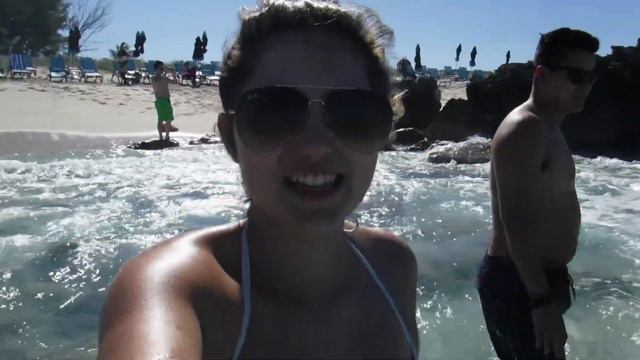 VLOG: WE SAW A SHARK!!! 🦈 | BAHAMAS CRUISE | BLUE LAGOON ISLAND EXPERIENCE 😱 смотреть онлайн
