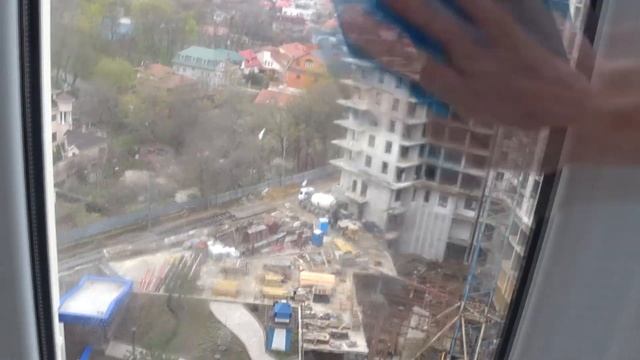 Как вымыть ОКНА,зеркала без РАЗВОДОВ и газет? Самый лучший способ! смотреть онлайн