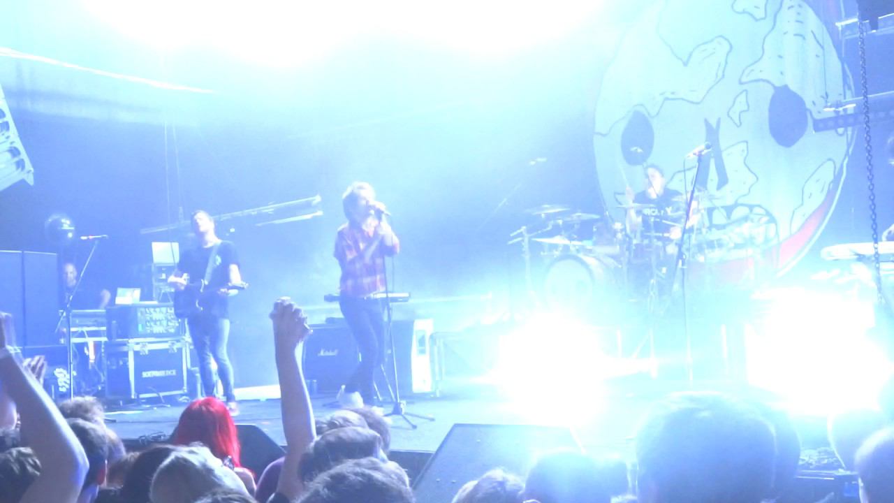 Enter Shikari - Today Won't Go Down In History (live in Krasnodar) смотреть онлайн