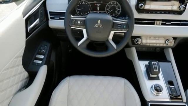 New 2022 Mitsubishi Outlander Saint Paul White-Bear-Lake, MN #WB5187 - SOLD смотреть онлайн