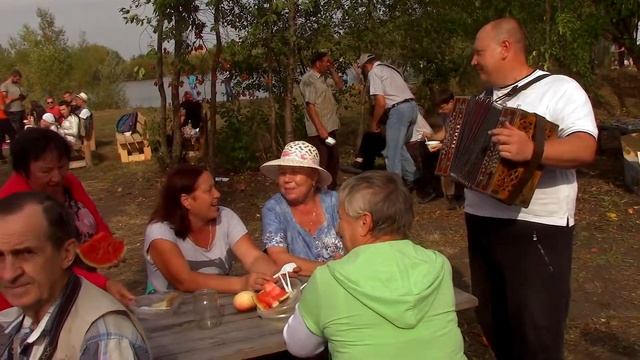 Праздник урожая 2018. Арбузы, песни, еда на костре. смотреть онлайн
