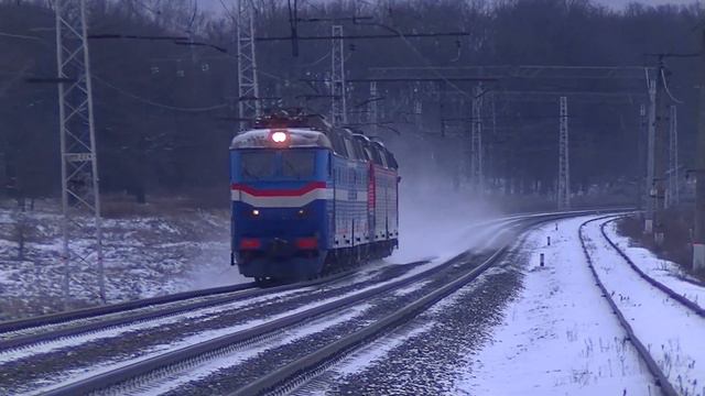 ЧС7-011 и ЧС7-019 следуют резервом смотреть онлайн