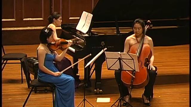 Five Bagatelles -  I. Fugue - Homage To Britten.wmv