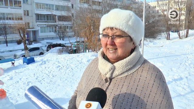 КРАСОТА СНЕЖНЫХ ФИГУР НЕДОЛГОВЕЧНА, НО СКОЛЬКО РАДОСТИ ОНИ ПРИНОСЯТ ОКРУЖАЮЩИМ В ХОЛОДНЫЕ ЗИМНИЕ ДН смотреть онлайн