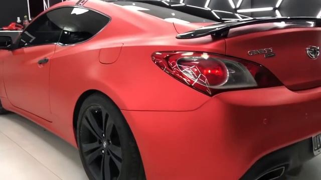 Hyundai Genesis - Car Wrap Red Satin Chrome Matte смотреть онлайн