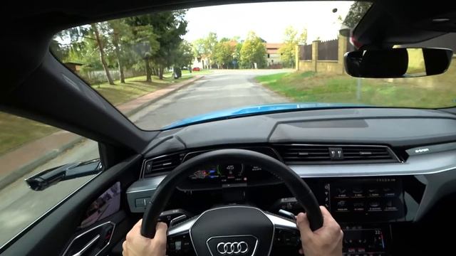 2019 Audi e-tron 55 quattro, 4K POV TEST: Příjemná budoucnost! смотреть онлайн