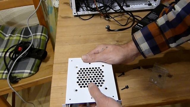 Be Quiet! Netzteil 700W Straight Power Review Einbau смотреть онлайн