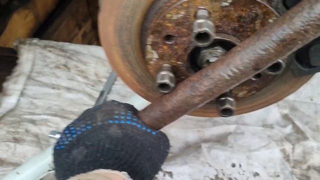 Как легко и безопасно открутить и прикрутить шкив коленвала Лады Гранты смотреть онлайн